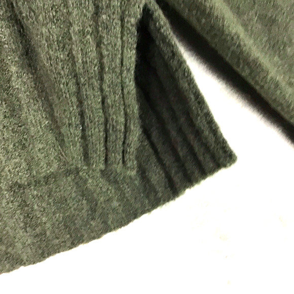 Top Shop Green Mock Neck High Low Sweater Lightweight Cropped Size Medium - Picture 6 of 11